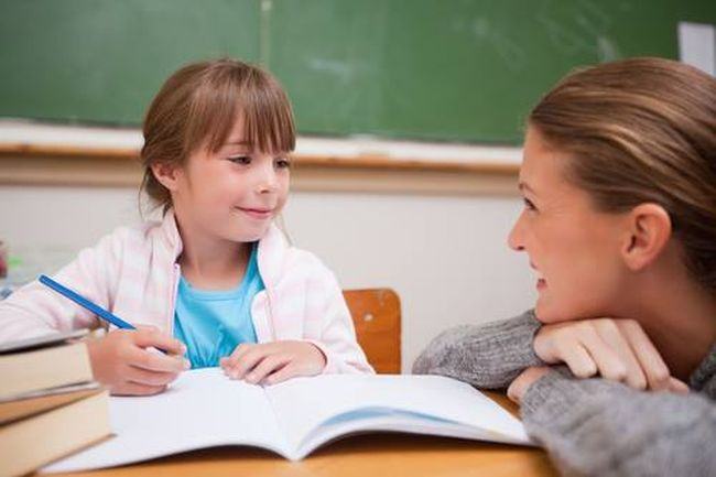 O profesoara a ramas muta: cum a analizat un elev substantivul "mama"