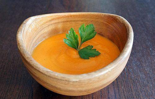 Supa crema de morcovi cu lapte