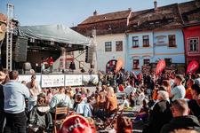 Astazi incepe „Carnaval...