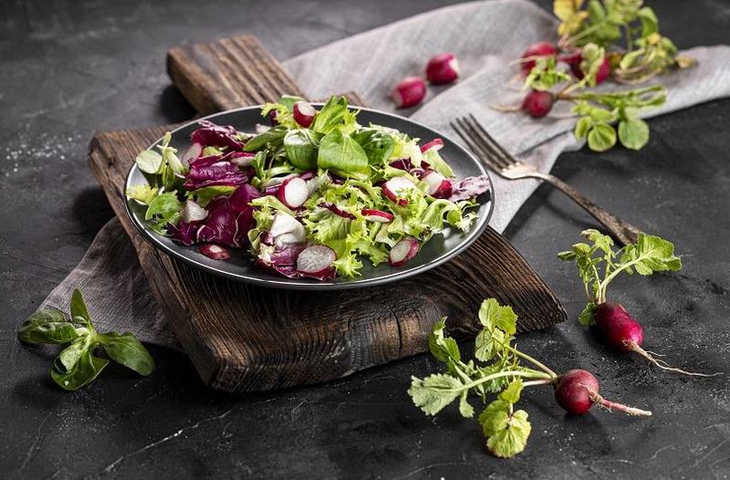 Top 10 alimente de sezon in luna Mai: legume si fructe pline de vitamine