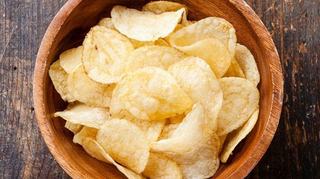 O tragedie cutremuratoare a avut loc in Marea Britanie, unde o fetita de 12 ani si-a pierdut viata la scurt timp dupa ce a mancat chipsuri si curry.