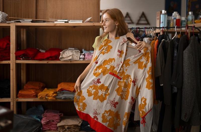 Cum sa-ti alegi hainele de gravida: sfaturi pe trimestre si buget redus