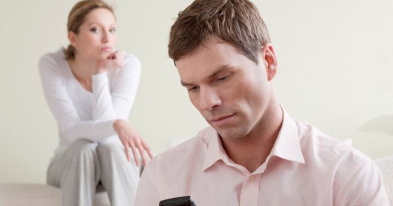 Idila interzisa la Vaslui. Profesoara de sport, prinsa ca are o relatie cu o eleva. Cum a aflat sotul si cum s-a răzbunat