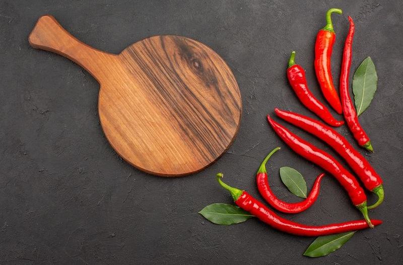 Pofta de iute in sarcina: E sigur sa mananci ardei si sosuri picante?