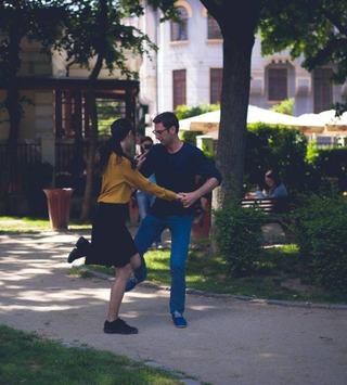 Magia se intampla la Targul de Sanziene de la Gradina cu Artisti