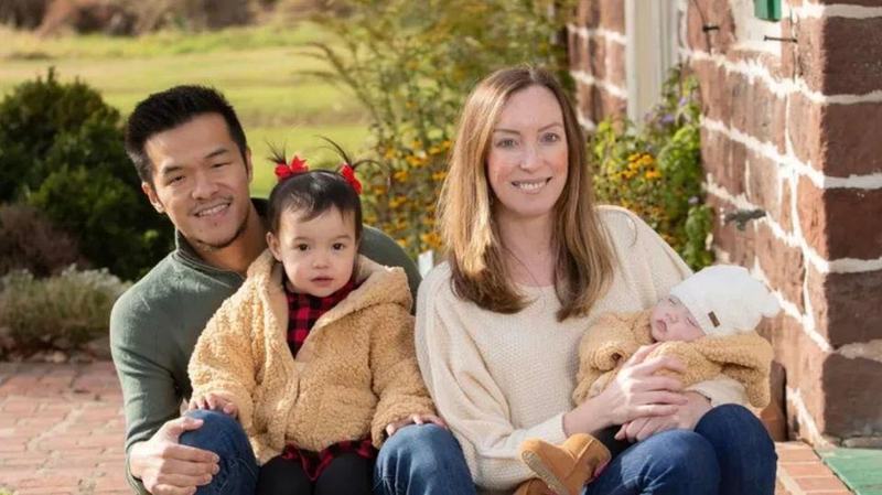 Poveste impresionanta: o tanara de 35 de ani, diagnosticata cu cancer in stadiul 4 in timpul sarcinii, traieste datorita unui tratament nou