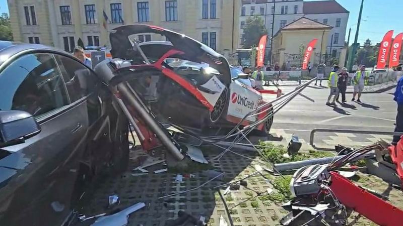 Fiul lui Mihai Leu, implicat intr-un accident grav la Super Rally Timisoara