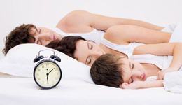 8 trucuri de primavara pentru somnul linistit al familiei