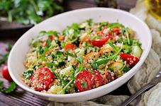 Salata de quinoa: 5 retete...
