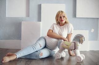 Sarcina si hormonii: perioade critice si cum afecteaza dispozitia mamei