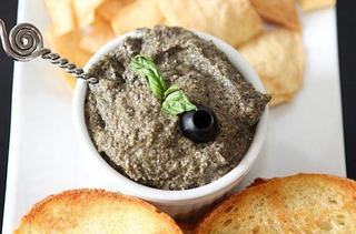 Pasta de masline