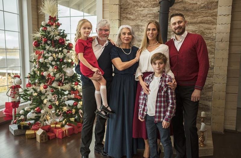 Traditii de Craciun respectate de generatii: Ce se pune in brad si ce semnificatie are fiecare obiect