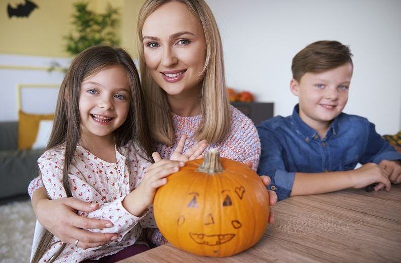 15 idei creative de decorare a dovlecilor de Halloween pentru gradinita si scoala