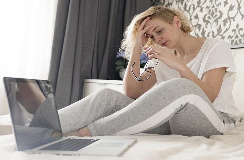 Burnout la femeile peste 40 de ani: cum sa recunosti semnele si sa previi epuizarea