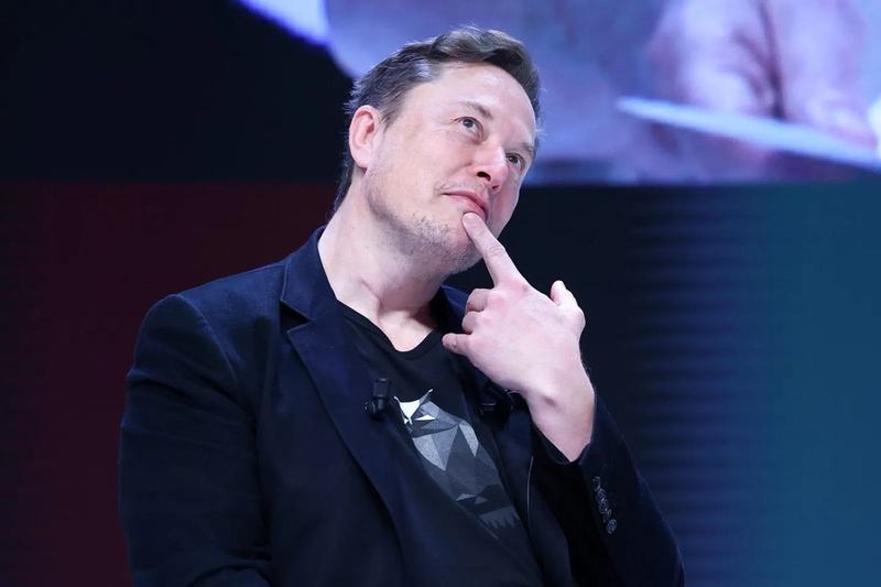 Elon Musk a cumparat o casa impresionanta pentru cei 11 copii ai sai si mamele acestora. Resedinta a costat 35 de milioane de dolari