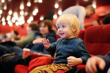 De ce este bun teatrul pentru copii
