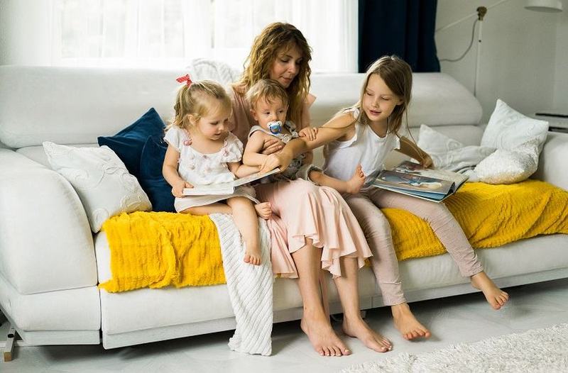 Cum sa creezi un program distractiv si educativ pentru copii acasa