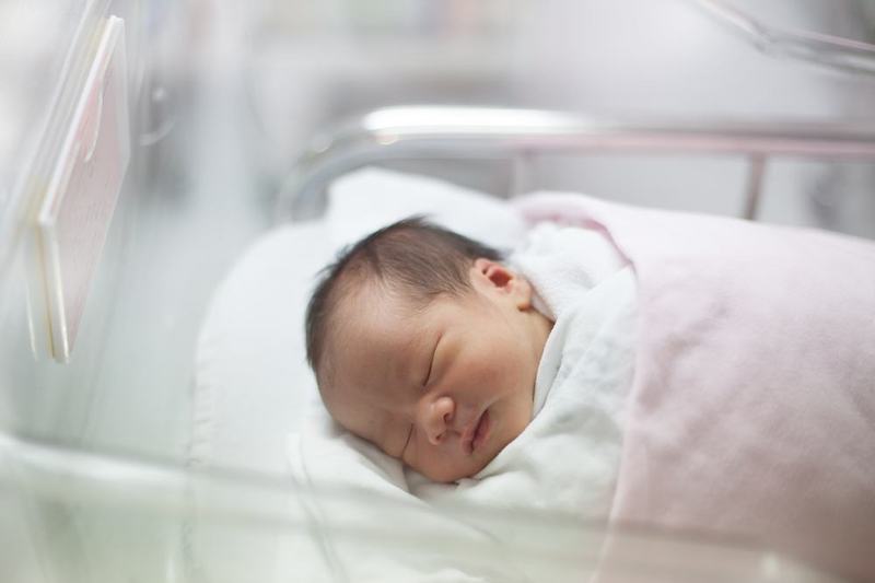 5 lucruri ciudate despre bebelusi in prima ora dupa ce s-au nascut
