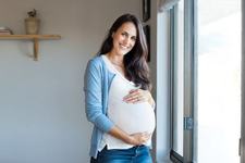 Studiu: Femeile care devin mame la varsta de 30 de ani traiesc mai mult