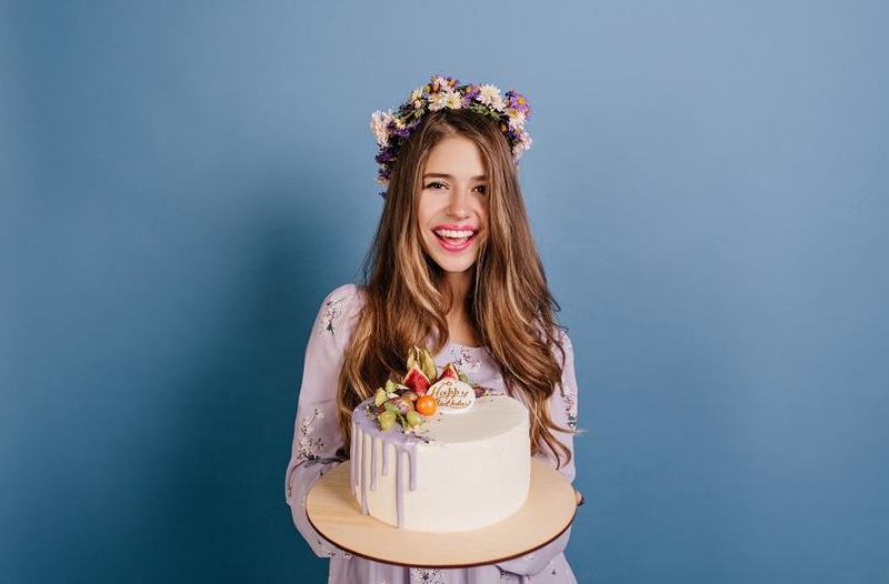 Mesaje si urari video de La Multi Ani pentru Sfintii Constantin si Elena