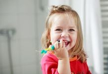 Sanatatea orala a copiilor. Ghidul parintilor