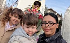 Andreea Popescu a ramas cu...