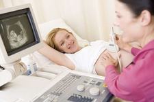 Teste obligatorii in sarcina in functie de varsta mamei