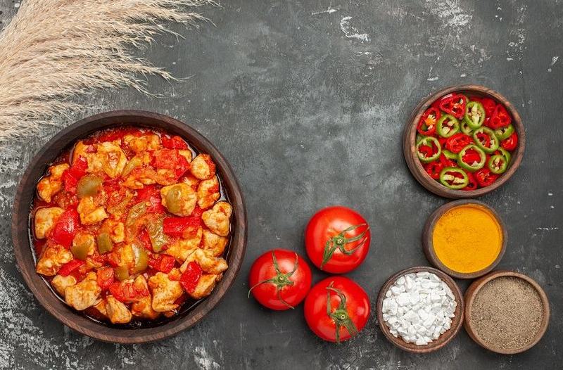 Papricas de pui cu galuste – reteta simpla pentru un pranz delicios