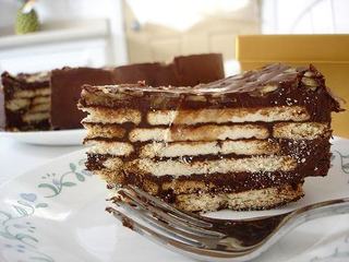 Tort de biscuiti, un desert simplu si rapid