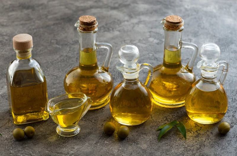 6 inlocuitori pentru uleiul de floarea-soarelui si cum ii poti folosi
