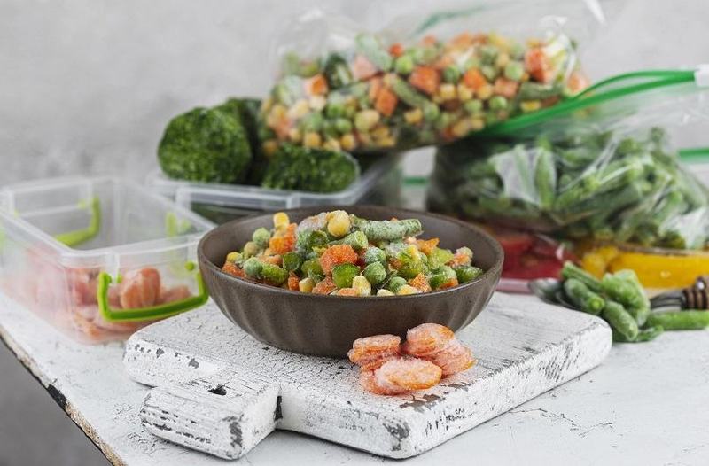 Congelare corecta a alimentelor: ce nu se pune in congelator si cum pastrezi mancarea corect