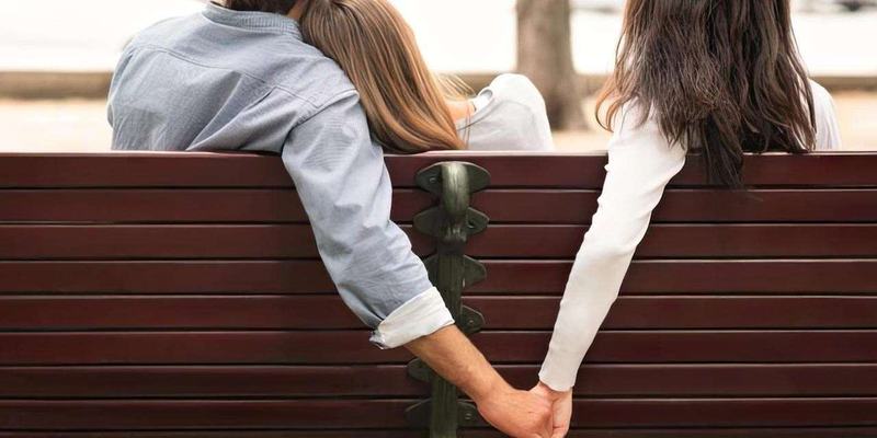 Caz incredibil de infidelitate! A aflat la inmormantare ca sotul o insela de 16 ani. Povestea socanta a unei femei din China