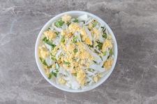 Salata de oua cu oua ramase...