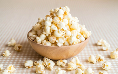 Poti manca popcorn in timpul sarcinii? Este sau nu sigur? Ce trebuie sa stii