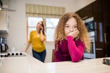 Cum sa eviti comportamentele parintilor toxici in comunicare cu copiii