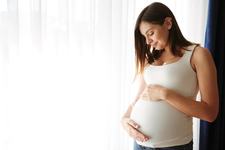 STUDIU! Nu esti multumita de corpul tau in timpul sarcinii? Dupa nastere creste probabilitatea aparitiei depresiei postpartum