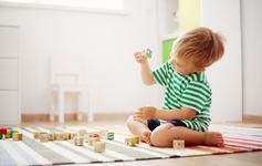 Dezvoltarea limbajului la copilul mic (1-2 ani)