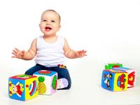 Jocul cu cuburi - ce invata bebelusul