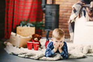 Cum pregatim copiii pentru sarbatori fara tantrumuri: ghid pentru parinti