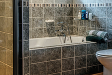 O mama si-a inecat copiii...