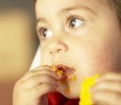 Supraponderalitatea (obezitatea) creste riscul de astm la copii