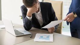 Directorii scolilor pot fi...