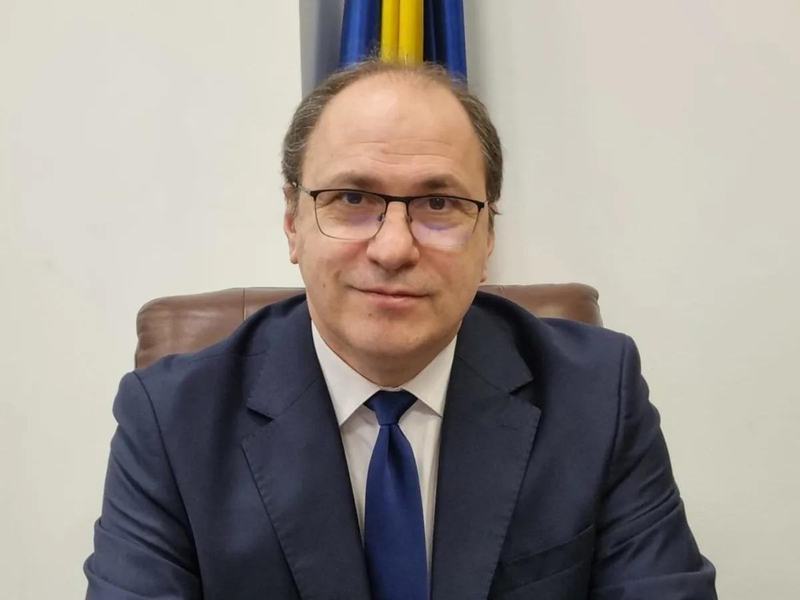 Standardele nationale de evaluare ar putea reduce numarul notelor de 9 si 10 acordate prea usor. Ce spune ministrul Mihai Dimian