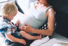 Daca ramai gravida la scurt timp dupa nastere, pot aparea doua probleme