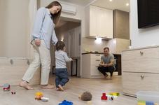 Primii pasi ai copilului:...