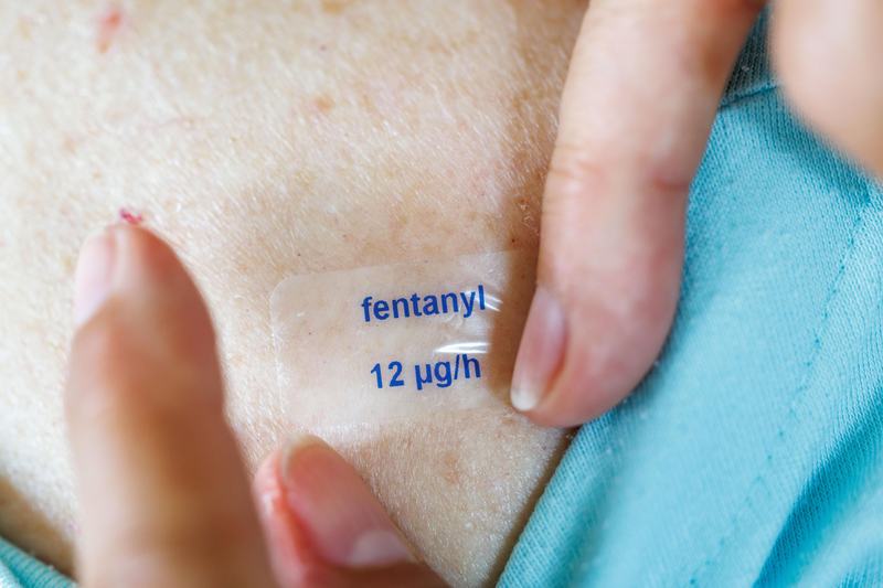 Un baietel de 6 ani din Botosani a ajuns in coma dupa un gest nevinovat al surorii sale. Ce contineau plasturii aplicati pe o rana
