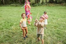 Beneficiile jocului in aer liber pentru copii