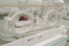 ANCHETA: Doar 60% dintre posturile de medici neonatologi sunt ocupate