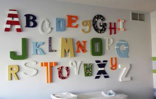 Decoratiuni pentru camera copilului. Proiecte jucause si creative