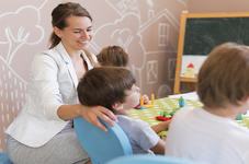 Cadouri pentru educatori si...